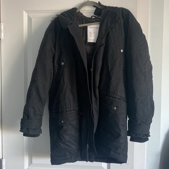 Aritzia Community Parka - Picture 2 of 9